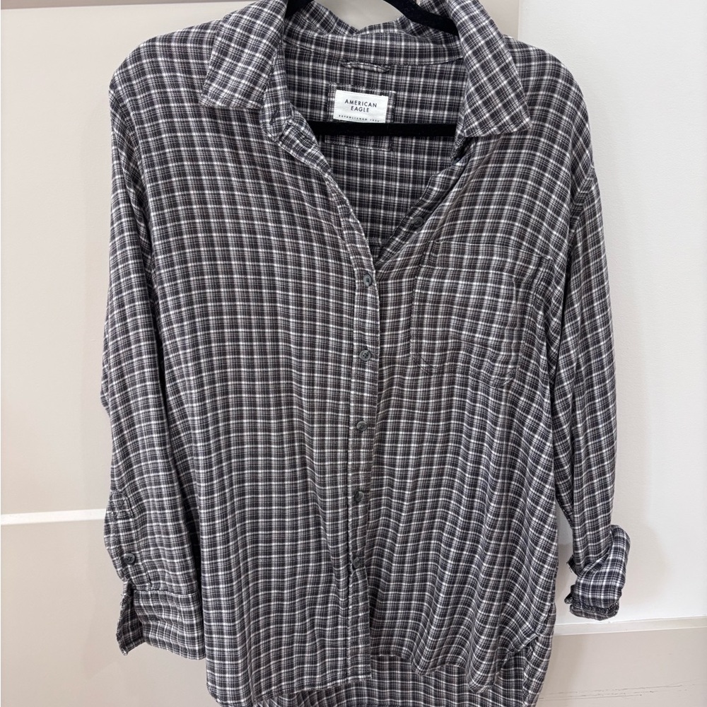 American Eagle Black and White Checkered Shirt